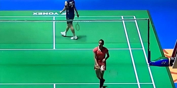 耳边是海风 耳边是海风